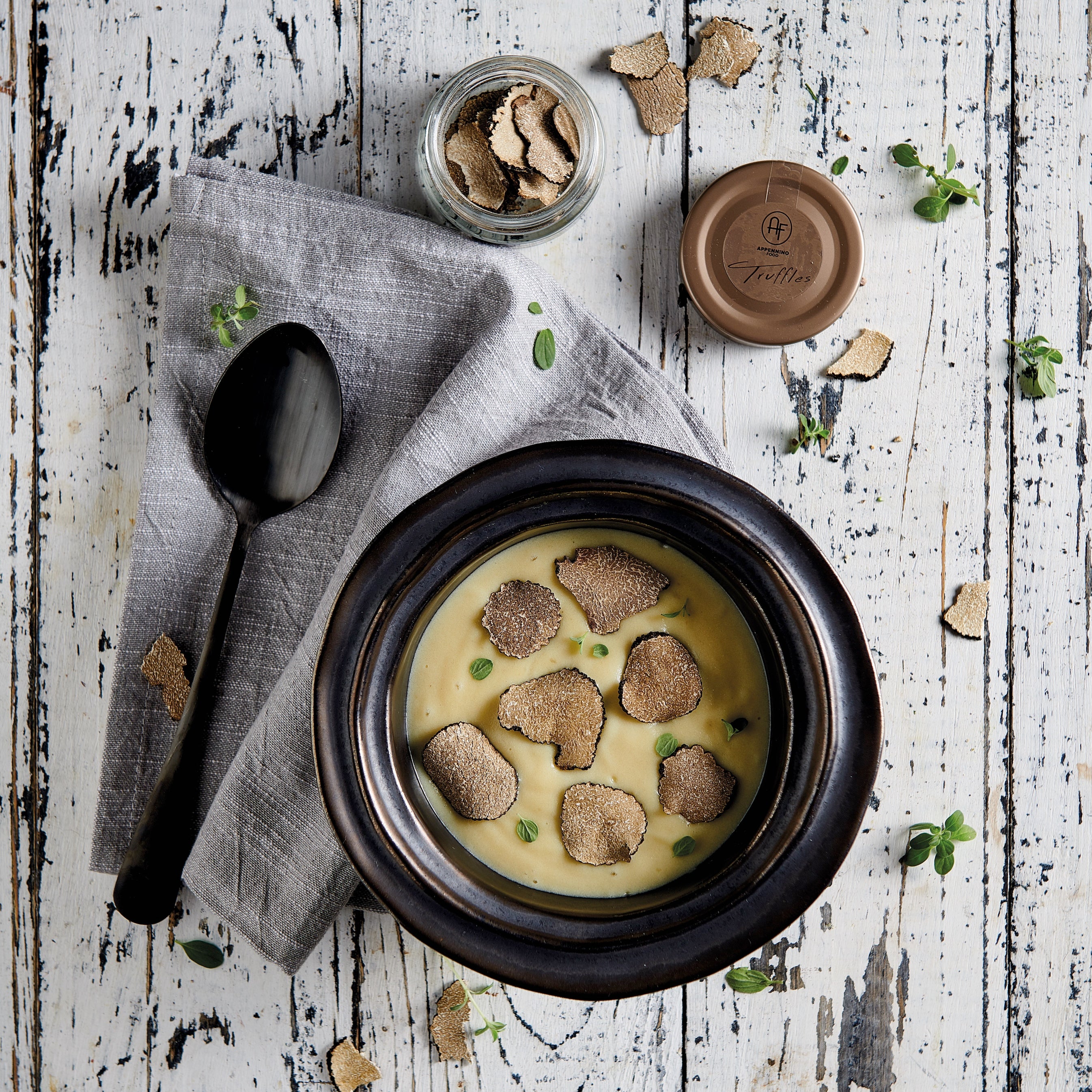 Black Summer Truffle Slices in Sunflower Oil